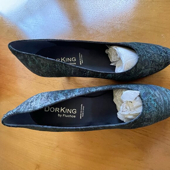 Dorking Blue Platform Heels, Sz 41/11 - Picture 4 of 6